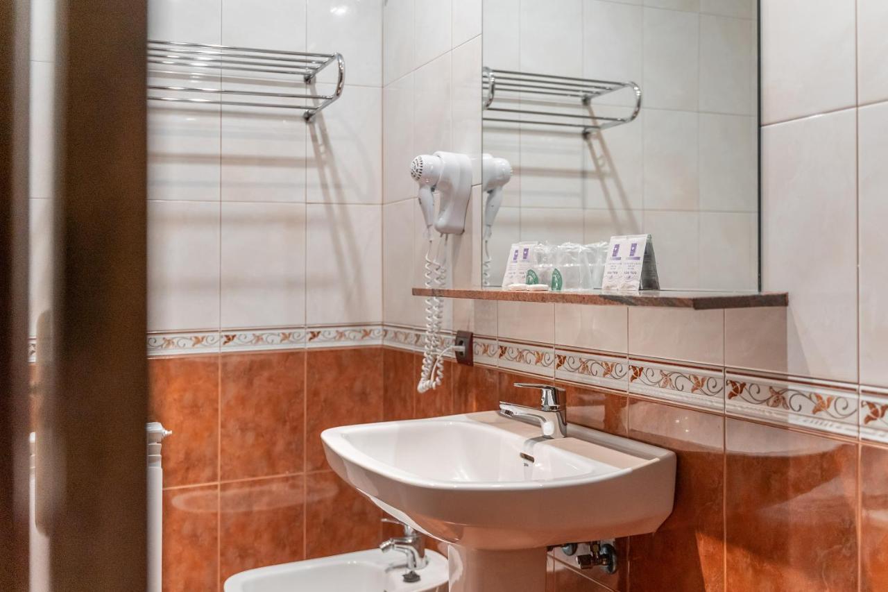 Hotel Puerta De Javalambre La Puebla De Valverde Kültér fotó