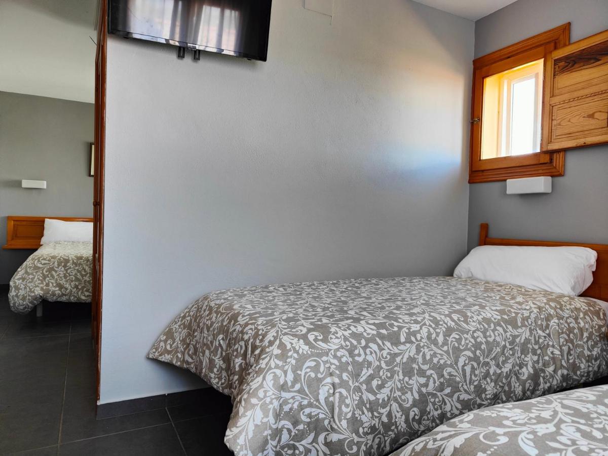Hotel Puerta De Javalambre La Puebla De Valverde Kültér fotó