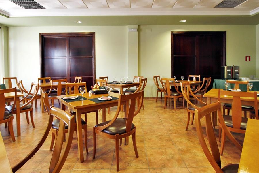 Hotel Puerta De Javalambre La Puebla De Valverde Kültér fotó